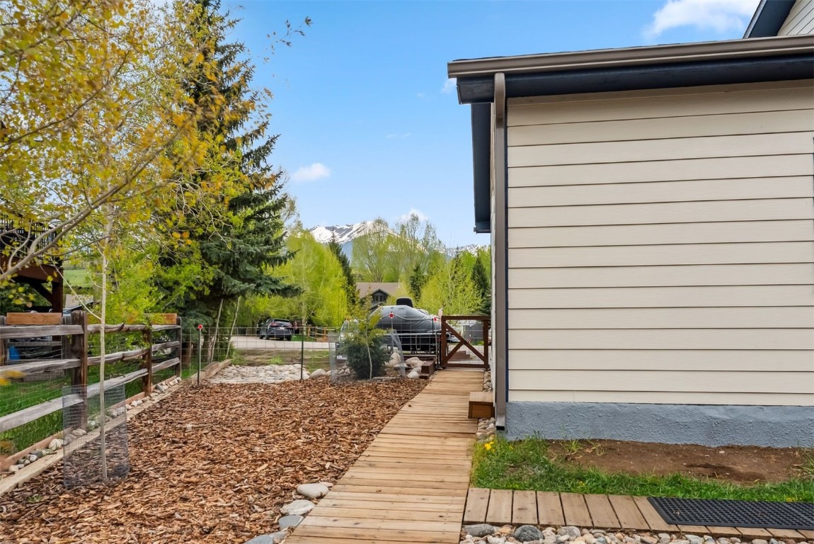 245 Tennis Court Silverthorne CO 80498