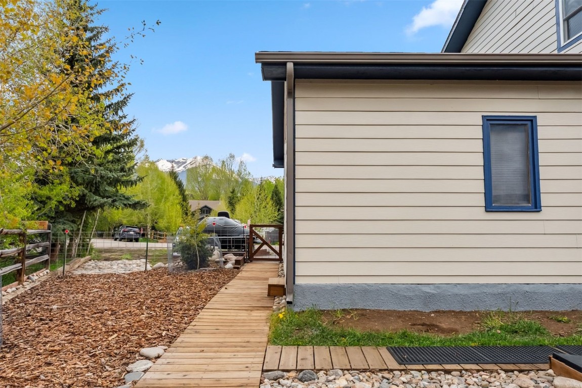 245 Tennis Court Silverthorne CO 80498