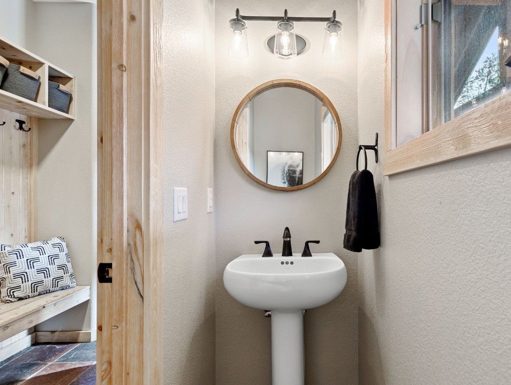 402 Kestrel Lane Silverthorne CO 80498