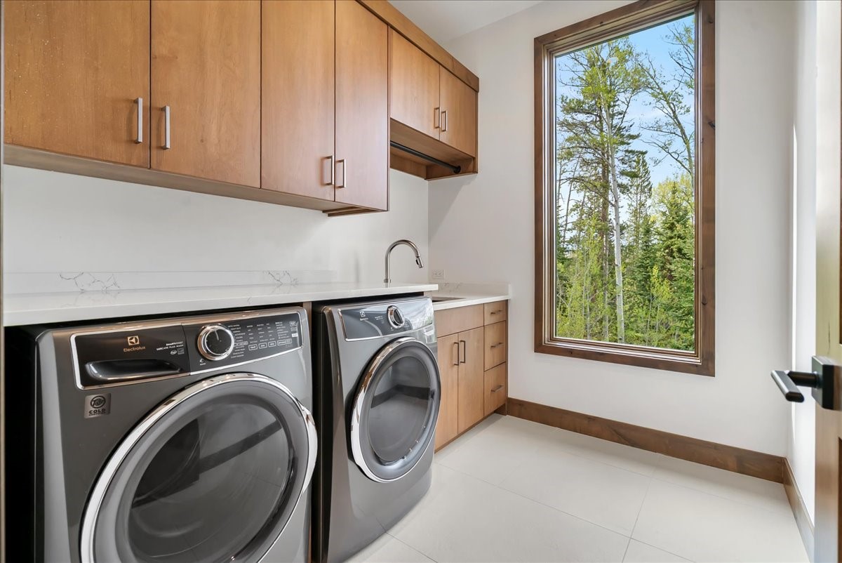 1615 Golden Eagle Road Silverthorne CO 80498