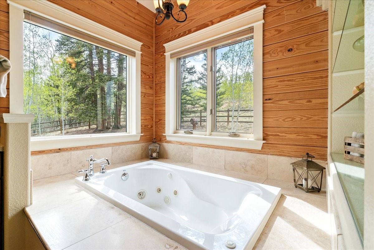 289 Tepee Trail Jefferson CO 80456
