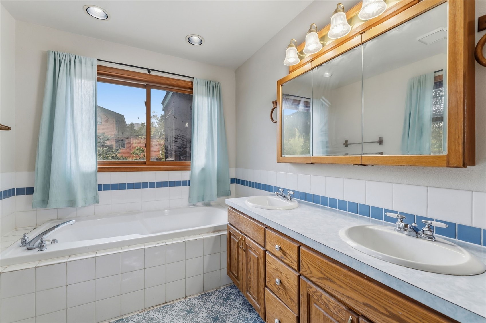 307 N Chipmunk Circle Silverthorne CO 80498