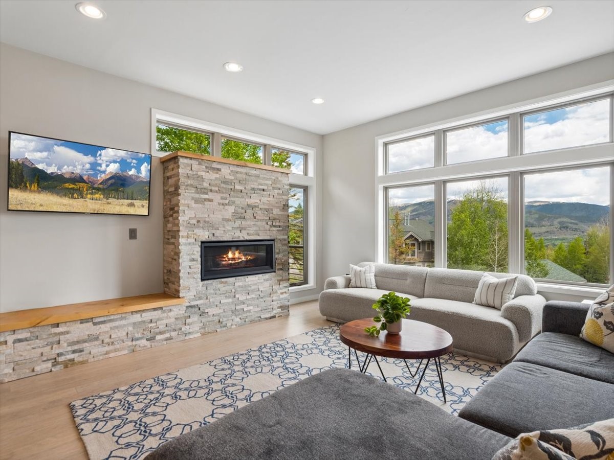 25 Wildernest Court Silverthorne CO 80498