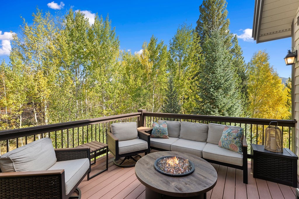 704 Willowbrook Road Silverthorne CO 80498