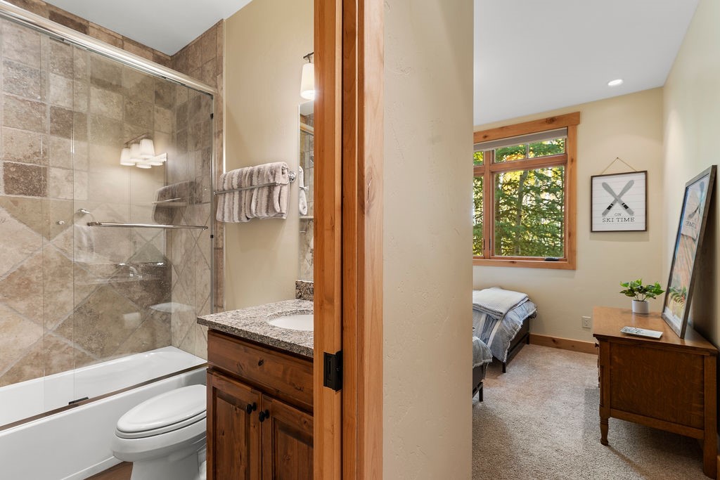 704 Willowbrook Road Silverthorne CO 80498