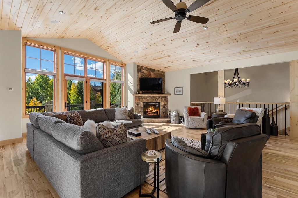 704 Willowbrook Road Silverthorne CO 80498