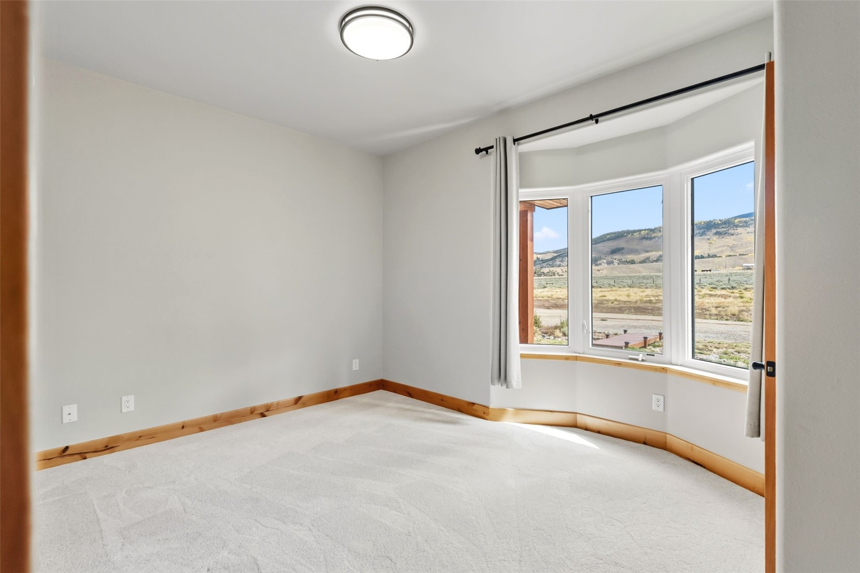 845 Elk Run Road Silverthorne CO 80498