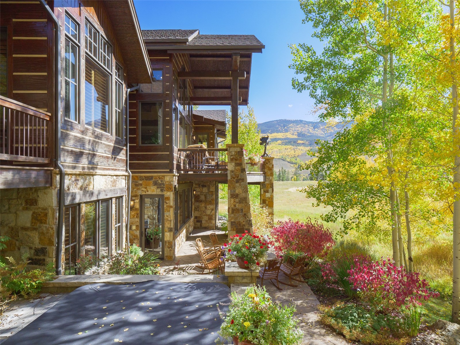 330 High Park Court Silverthorne CO 80498