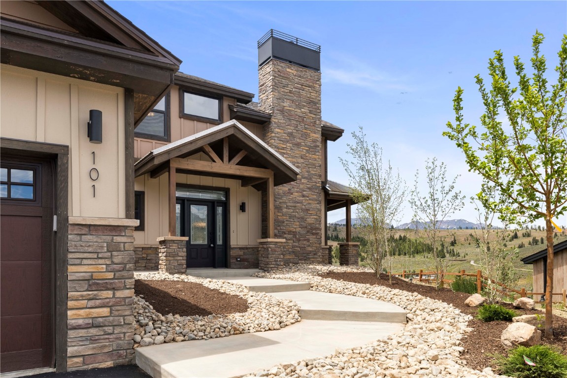 101 Mule Deer Court Dillon CO 80435