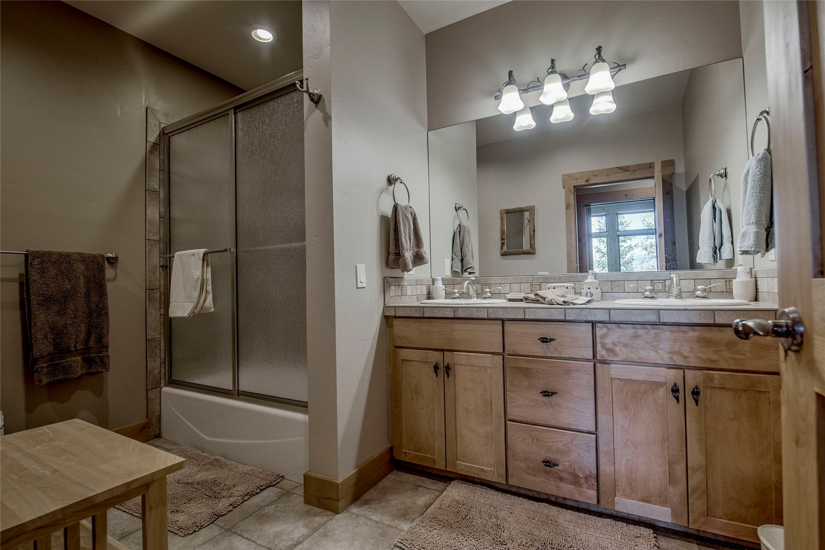 321 Lakeview Circle Silverthorne CO 80498