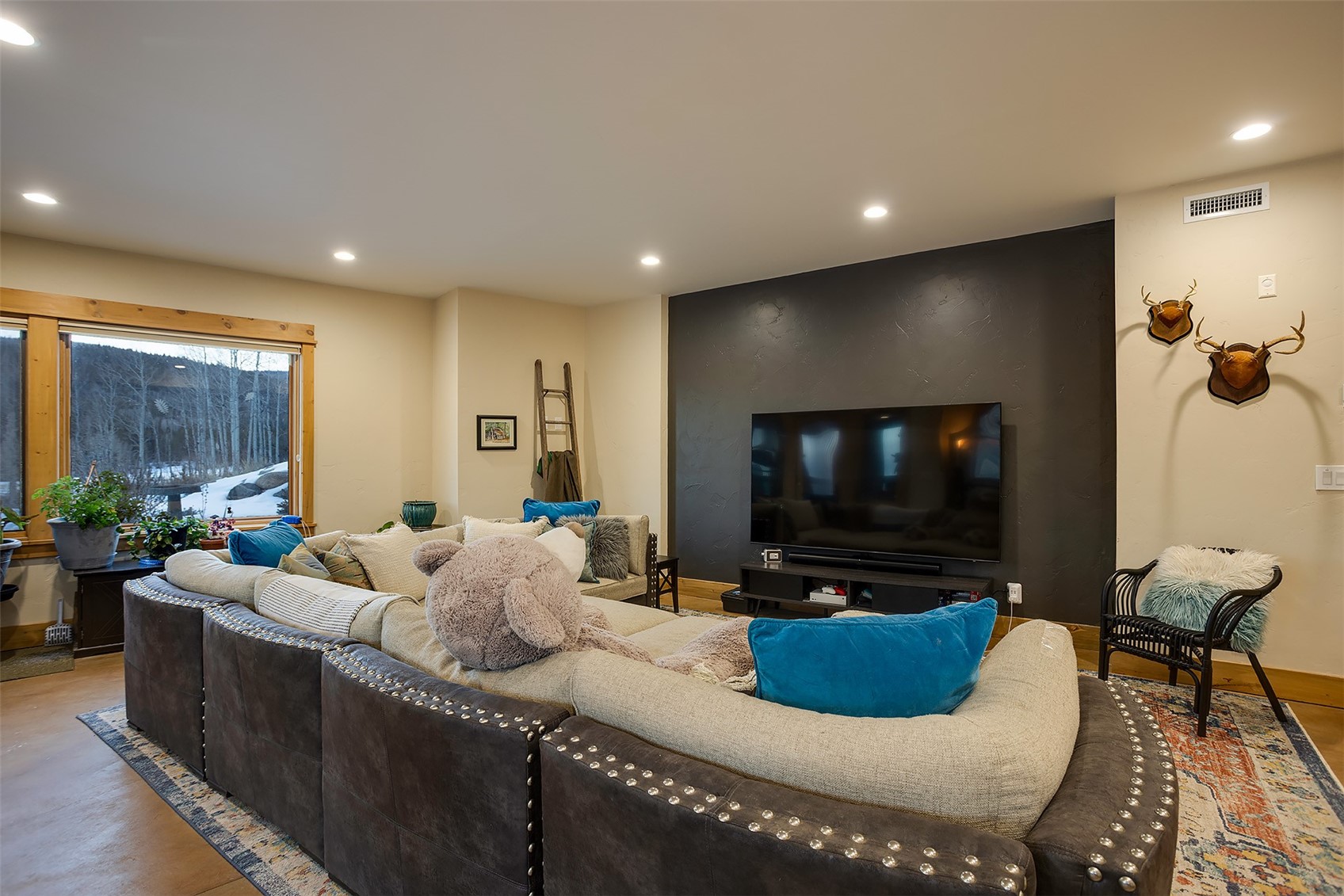 20850 Cheyenne Trail Oak Creek CO 80467