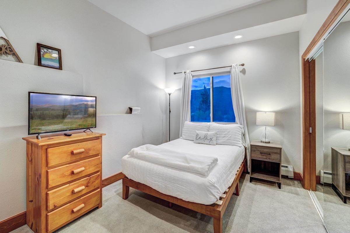 1095 Quartzville Road Alma CO 80440
