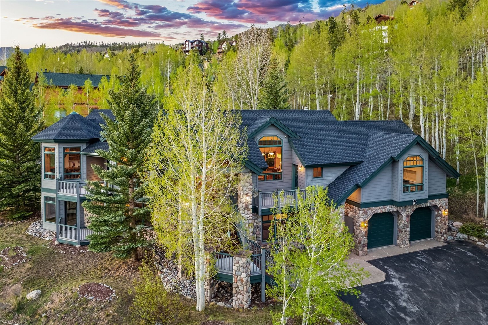 15 Harvest Moon Trail Silverthorne CO 80498