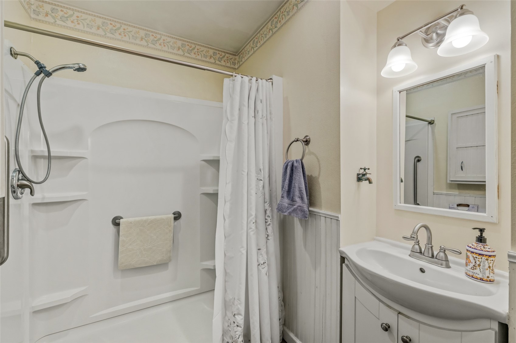 335 S Poplar Street Hayden CO 81639