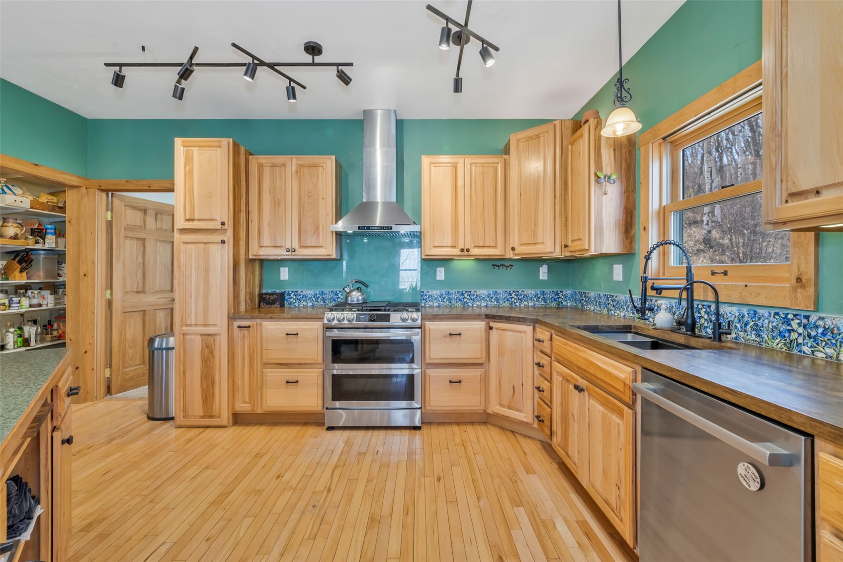 24425 Rawhide Trail Oak Creek CO 80467