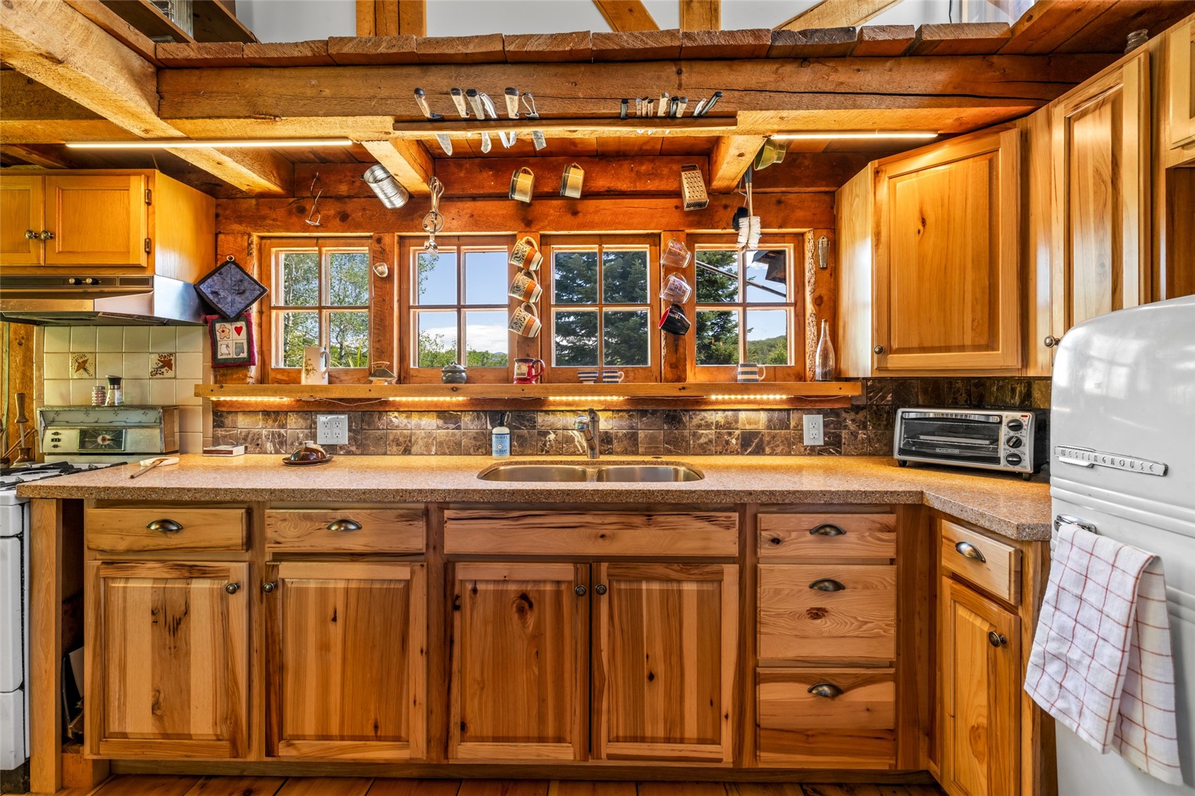 29560 Hinton Lane Oak Creek CO 80467
