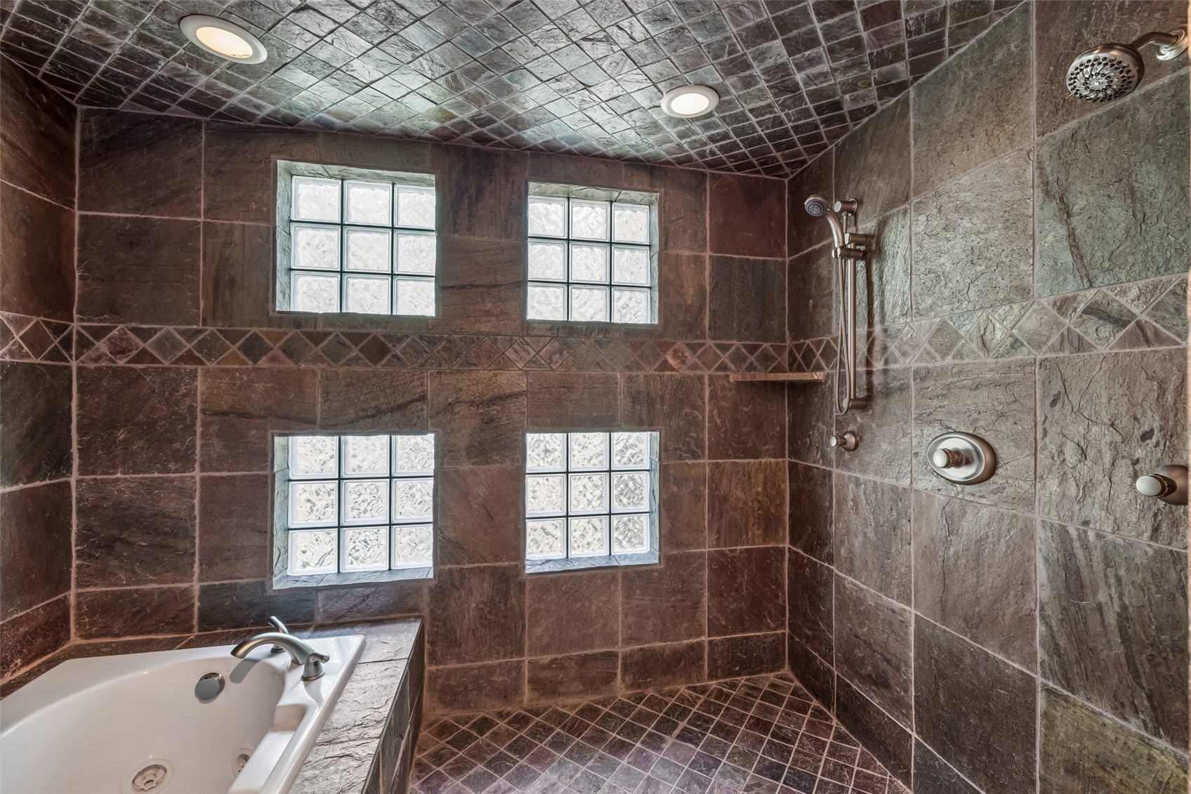 1744 Falcon Drive Silverthorne CO 80498