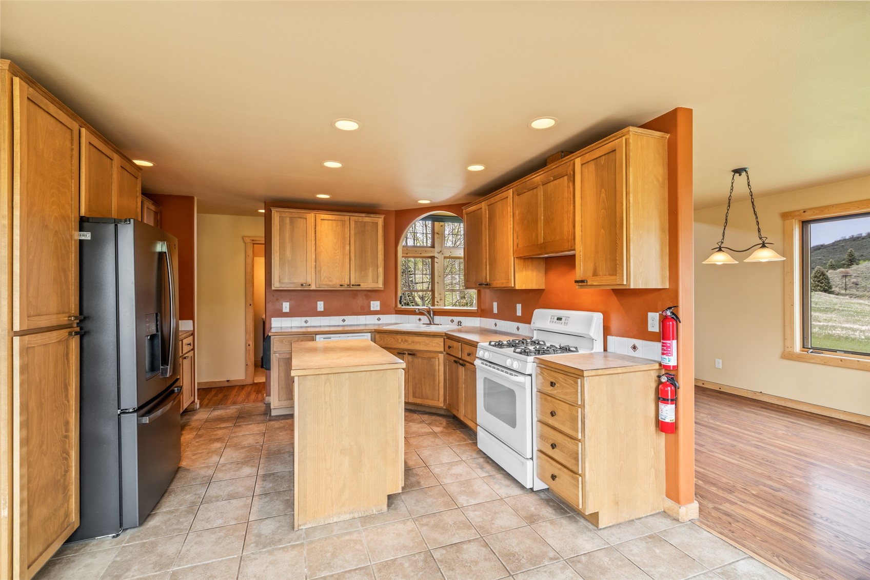 22576 Cheyenne Trail Oak Creek CO 80467