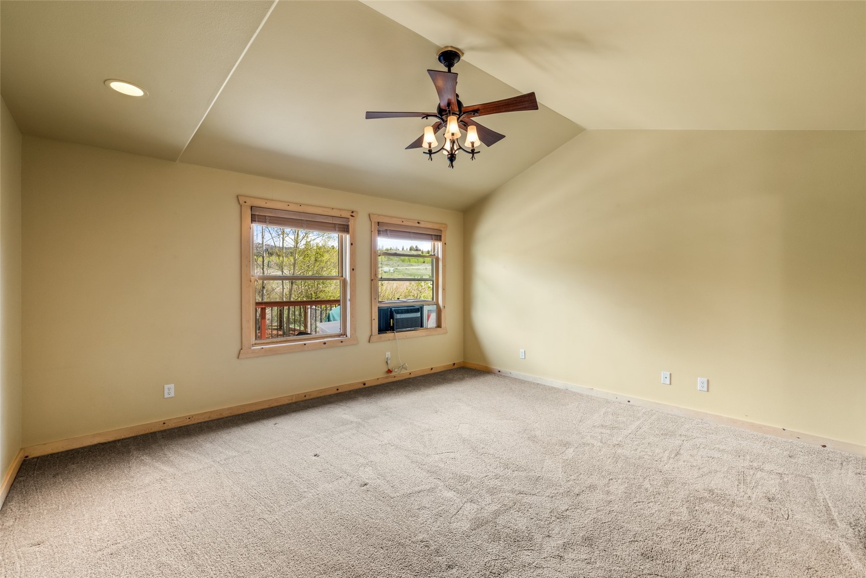 22576 Cheyenne Trail Oak Creek CO 80467