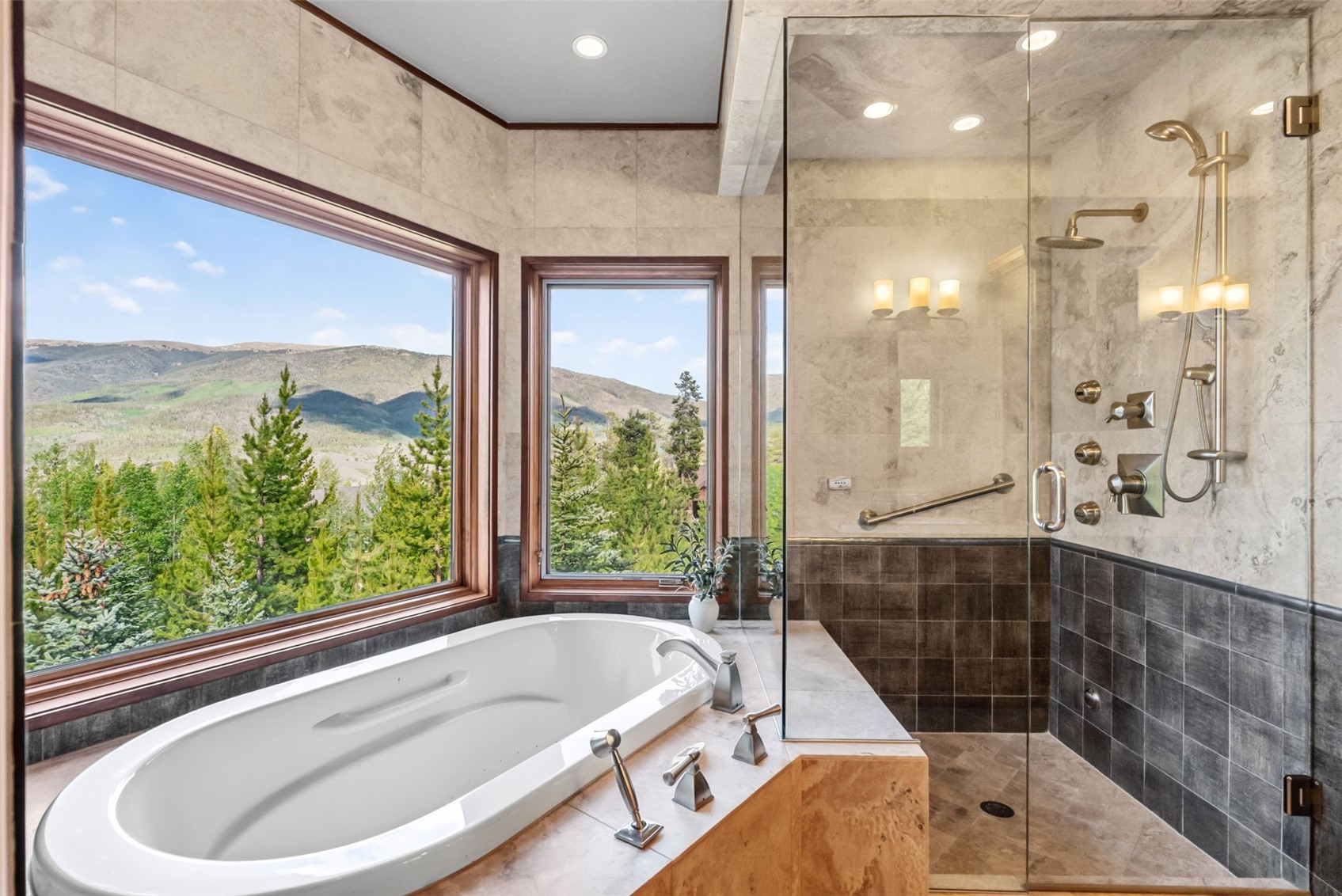 120 Highline Crossing Silverthorne CO 80498