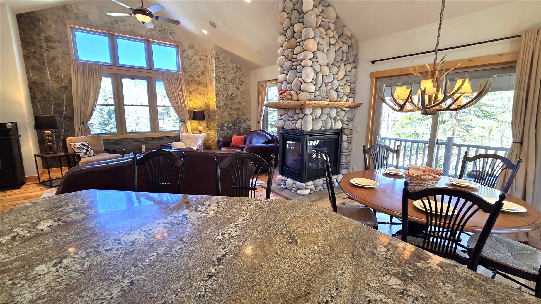 419 Kestrel Lane Silverthorne CO 80498