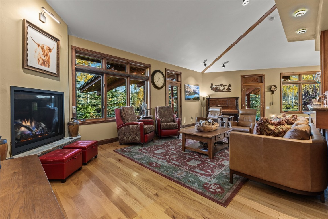 32350 Los Ranchos Road Oak Creek CO 80467