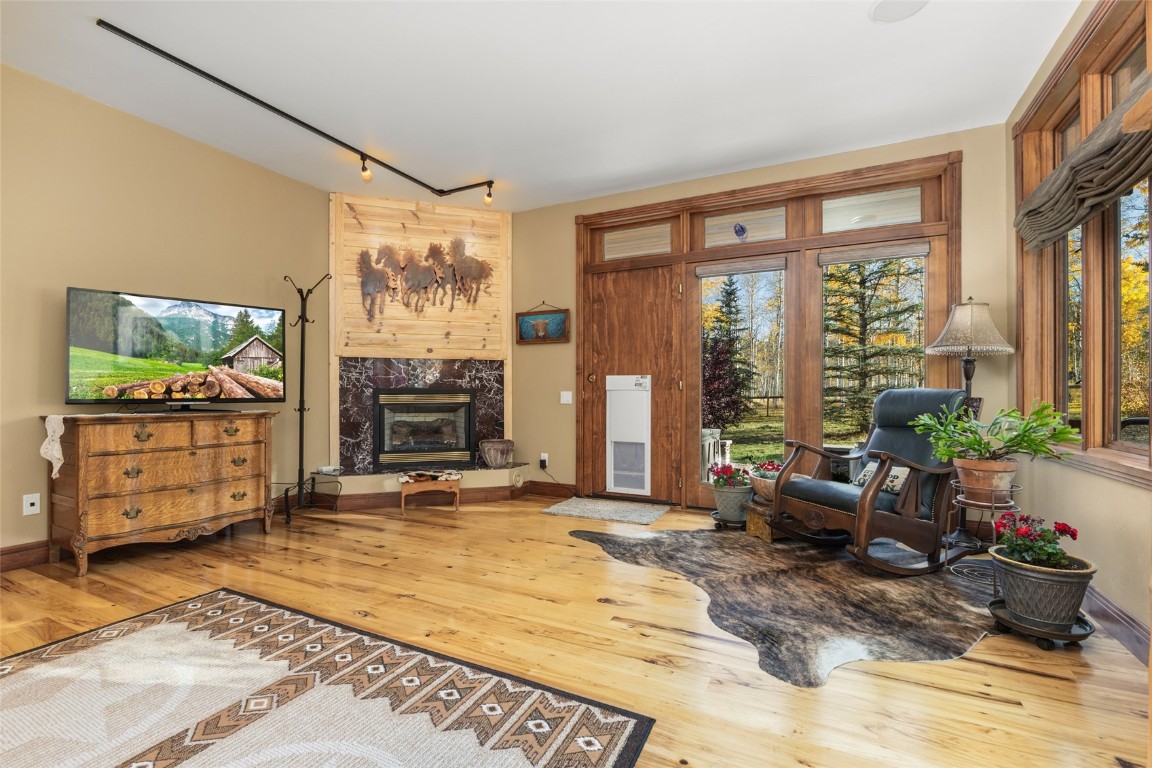 32350 Los Ranchos Road Oak Creek CO 80467