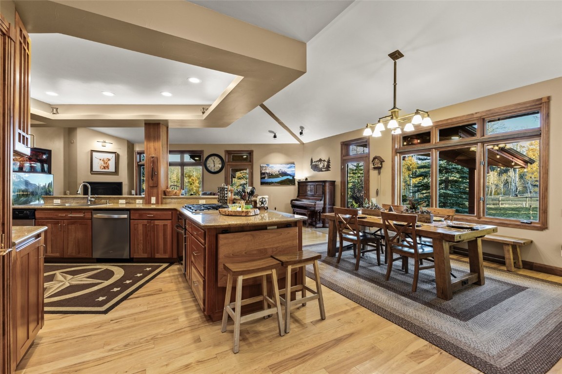 32350 Los Ranchos Road Oak Creek CO 80467