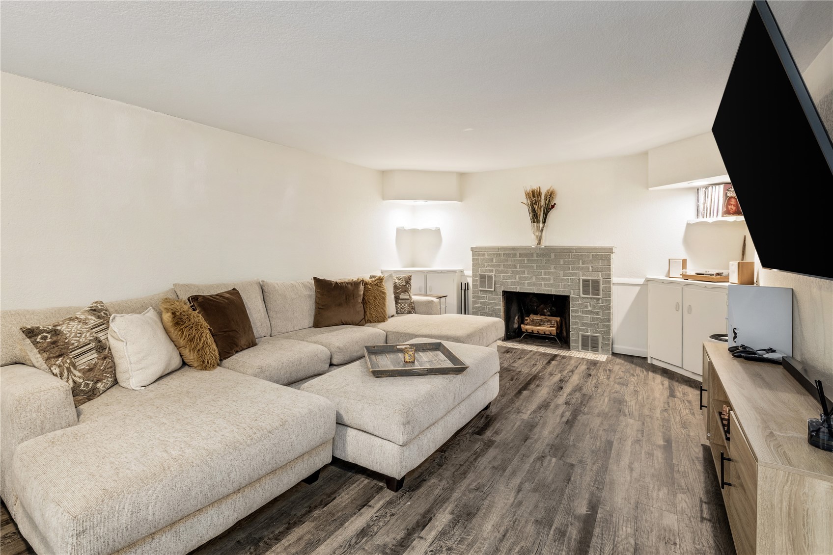 2615 S Raleigh Street Denver CO 80219