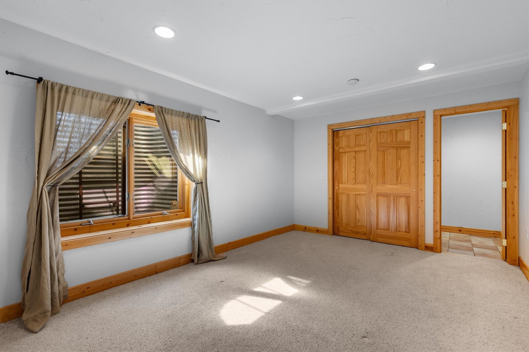 31125 Corral Drive Oak Creek CO 80467