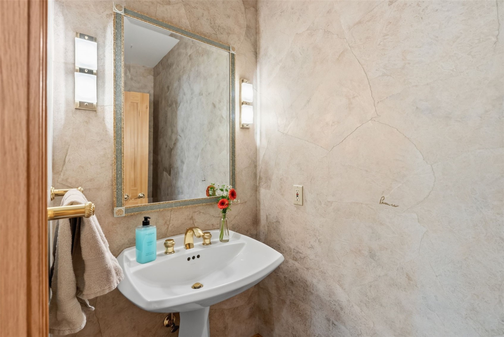 1165 Emerald Road Silverthorne CO 80498