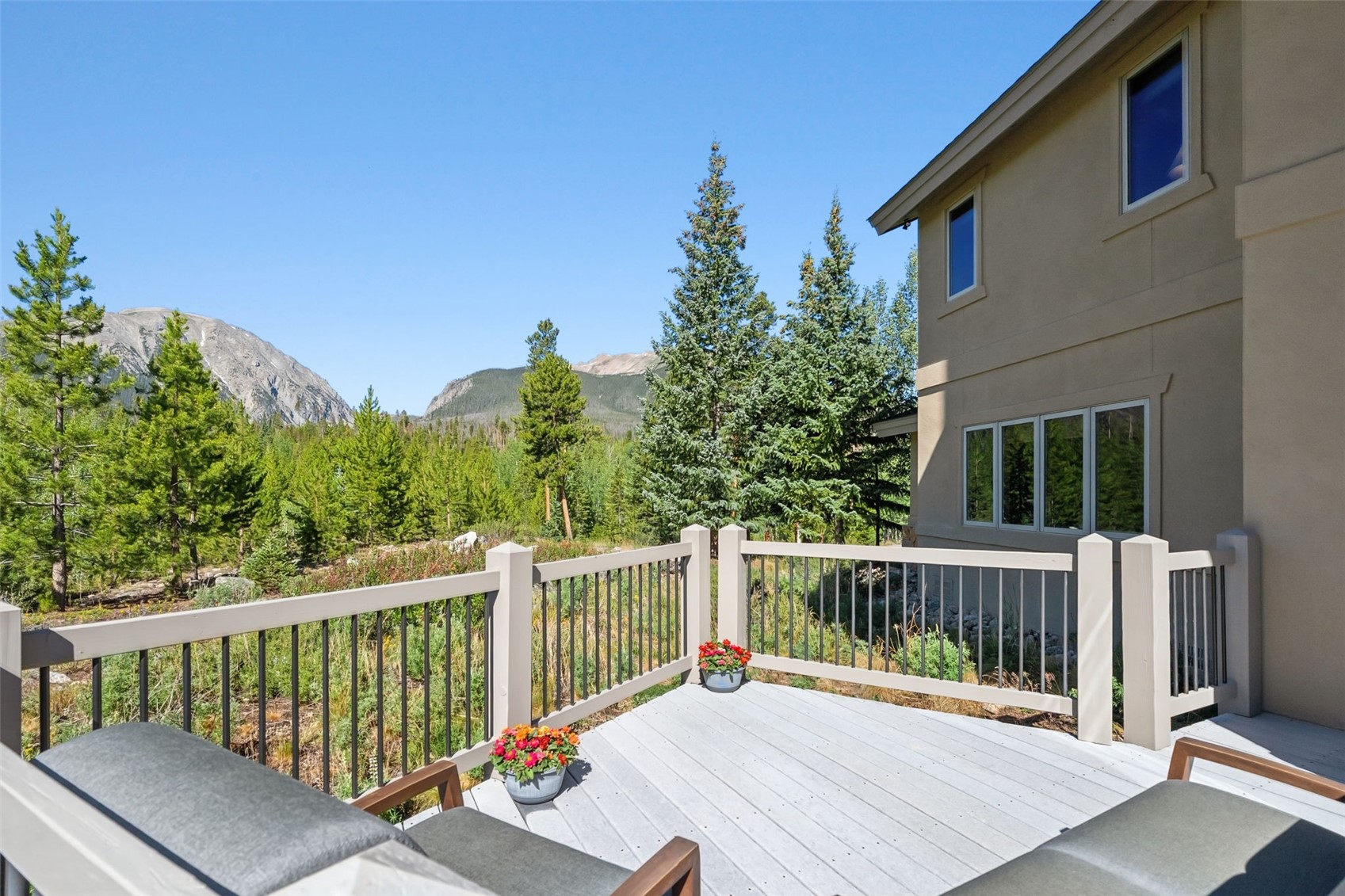 1165 Emerald Road Silverthorne CO 80498
