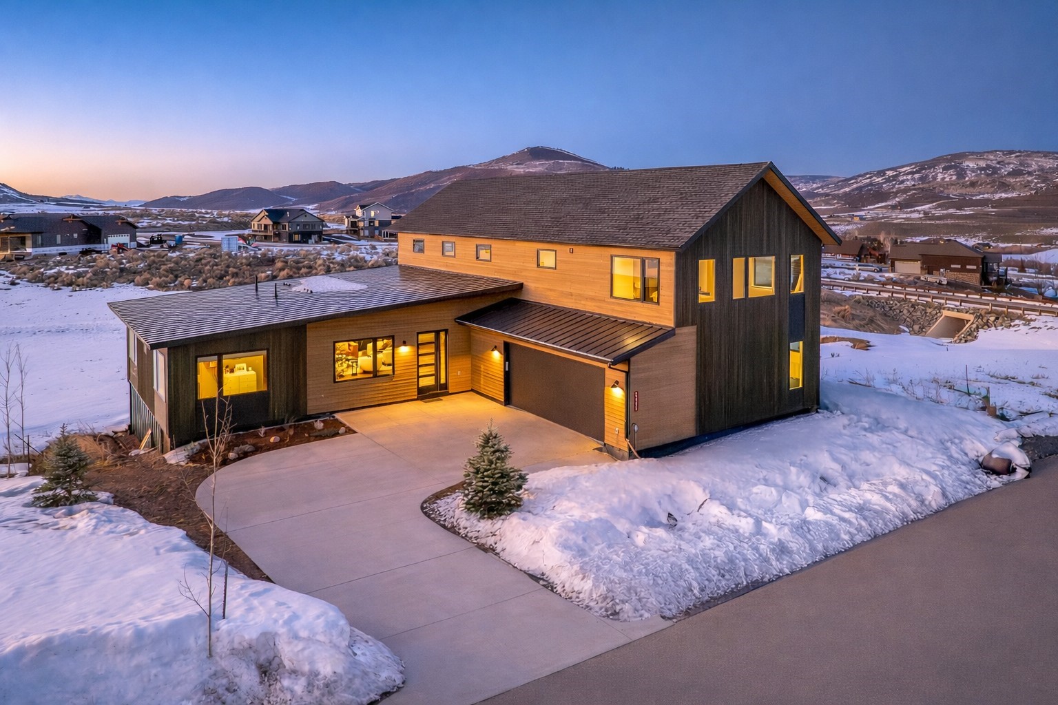 23395 Stageline Avenue Oak Creek CO 80467