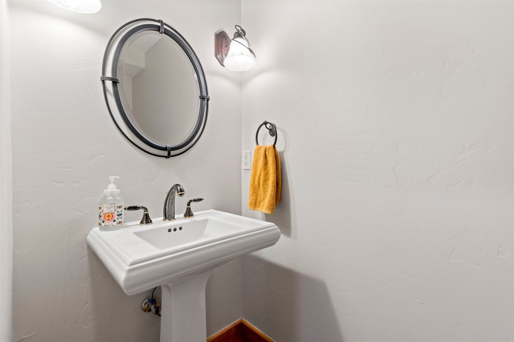 221 Kings Court Silverthorne CO 80498