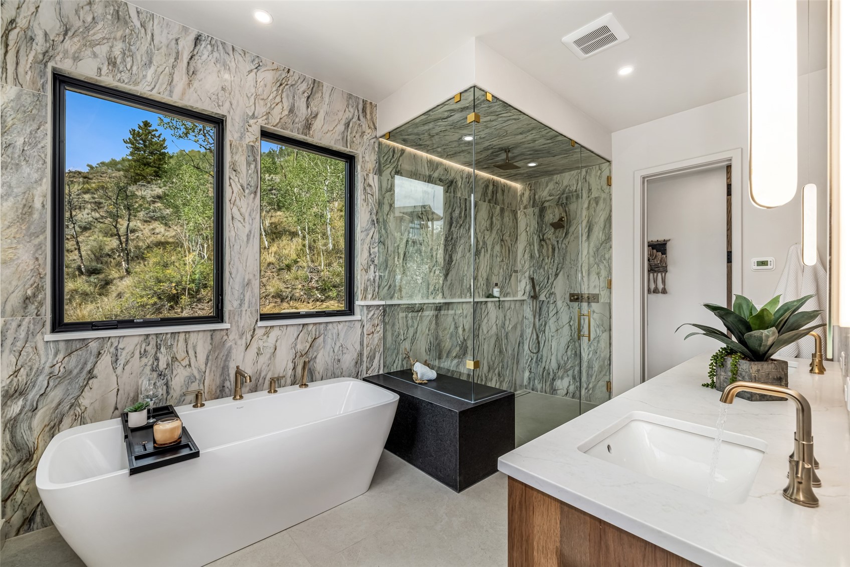 680 Lakeview Circle Silverthorne CO 80498