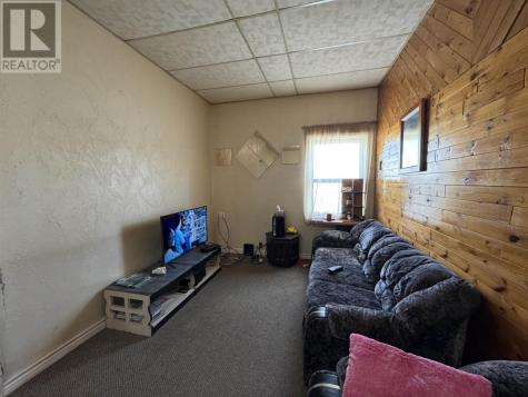 58 Huron Walk Manitouwadge ON P0T 2C0