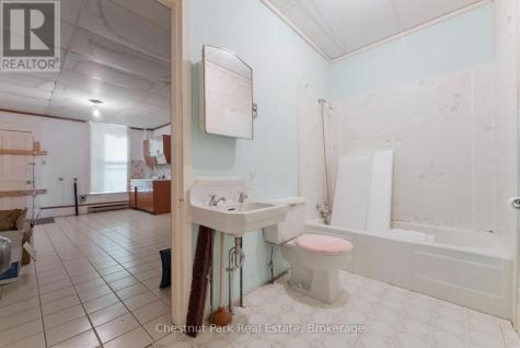 618 Berford Street South Bruce Peninsula ON N0H 2T0