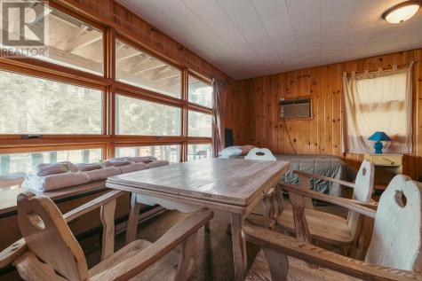 30 Skyers Road Sioux Narrows ON P0X 1N0