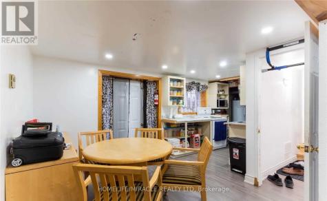 39 Sandy Plains Road North Seguin ON P2A 2W8