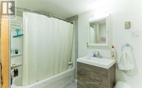 39 Sandy Plains Road North Seguin ON P2A 2W8