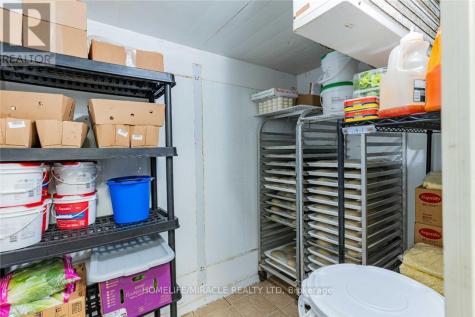 112 Oriole Parkway West Woolwich ON N3B 1C5