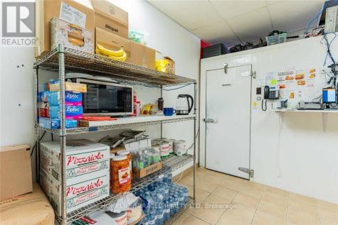 112 Oriole Parkway West Woolwich ON N3B 1C5