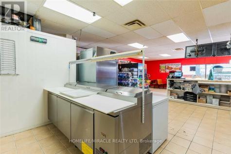 112 Oriole Parkway West Woolwich ON N3B 1C5