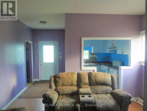 33 Main Street West Haldimand ON N0A 1P0