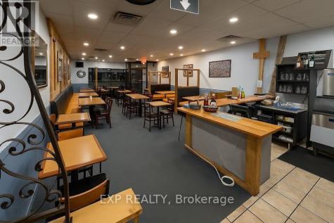 627 River Road West Wasaga Beach ON L9Z 2P1