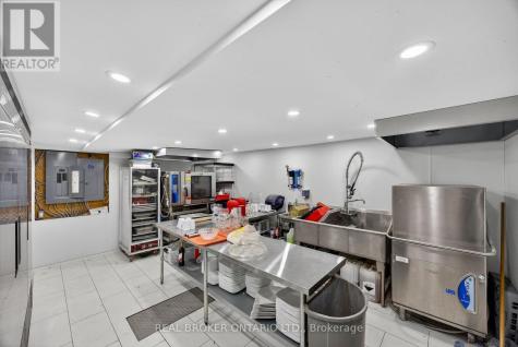16 West Street South Orillia ON L3V 5G3
