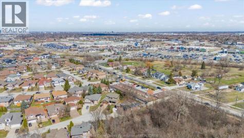 3395 Howard Avenue Windsor ON N9E 3N6