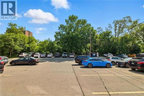 690 Belmont Avenue West Kitchener ON N2M 1N6