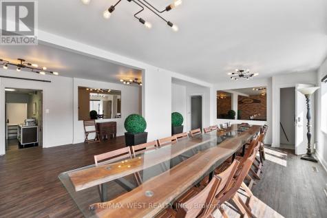 839 Erie Street East Windsor ON N9A 3Y5