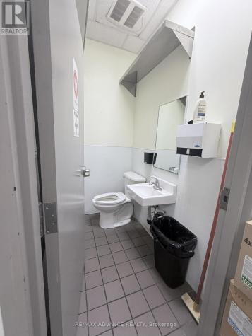15975 Bayview Avenue Aurora ON L4G 0S3